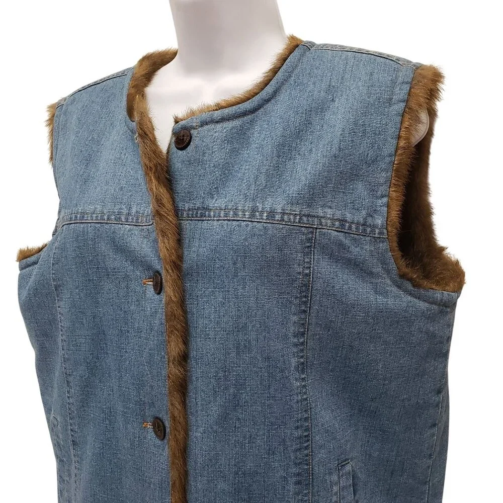 Denim & Co Womens Reversible Denim Vest Button Jacket Faux Fur Size Large - Picture 3 of 10
